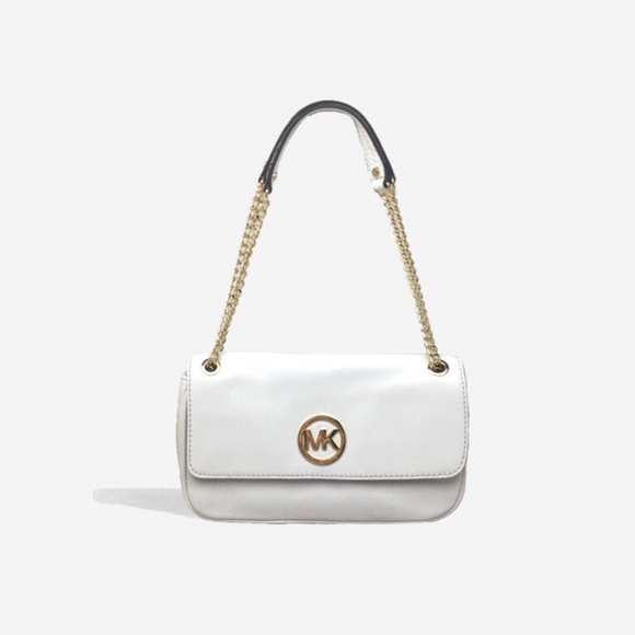 Michael Kors Handbags - 🌸NEW🌸 Michael Kors Leather Shoulder Bag 10"x6"x2